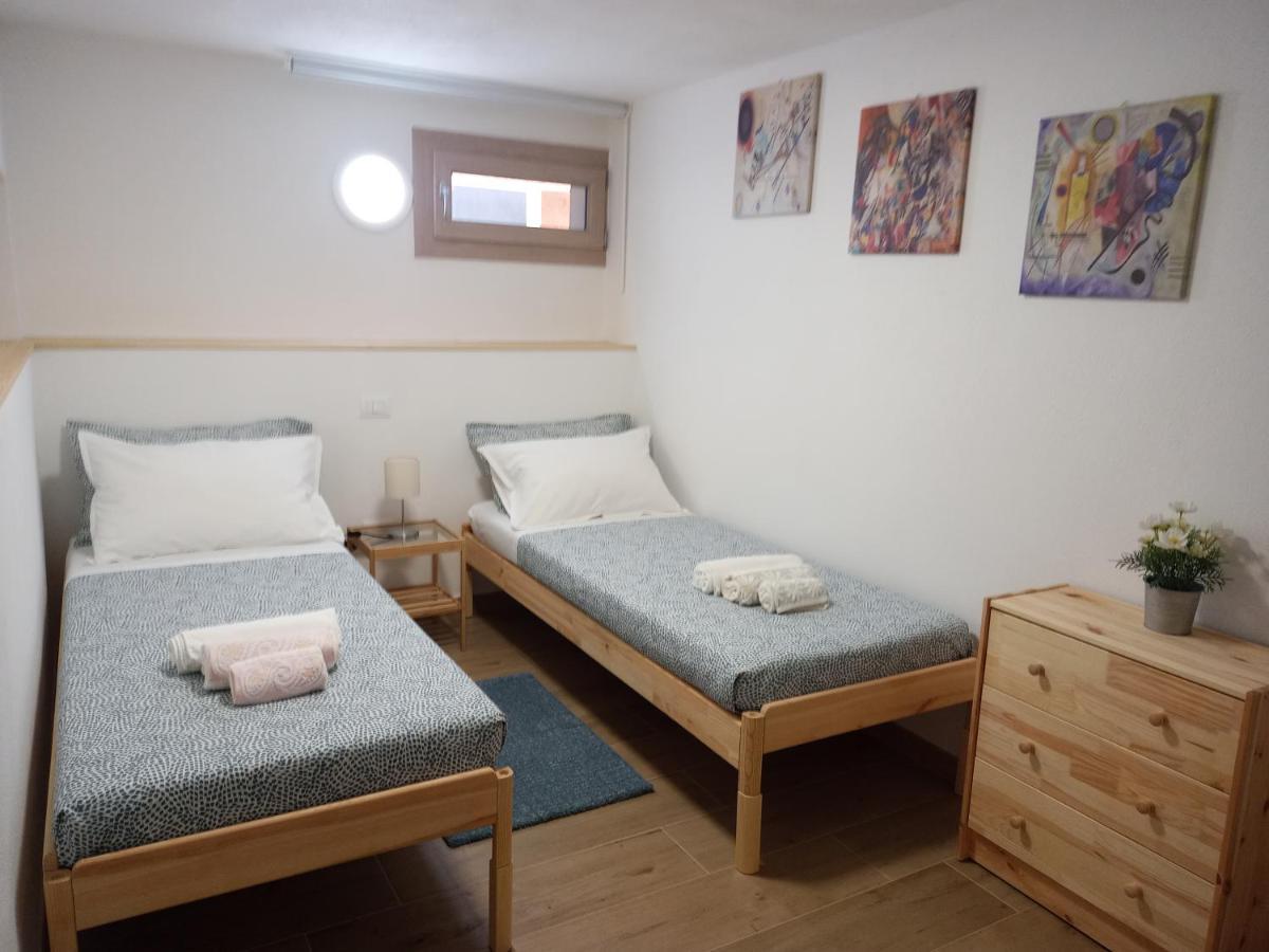 Vacanze Nella Casetta Pula Luaran gambar
