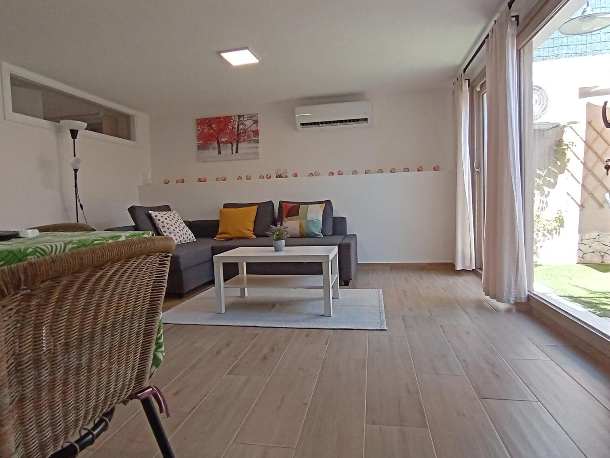 Vacanze Nella Casetta Pula Luaran gambar